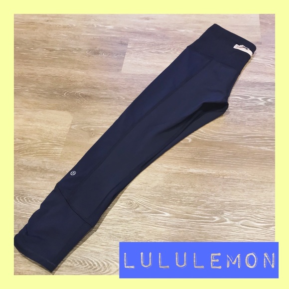 lululemon athletica Pants - 🆕 Lululemon Runday Crop Inkwell Tonka Stripe / 4